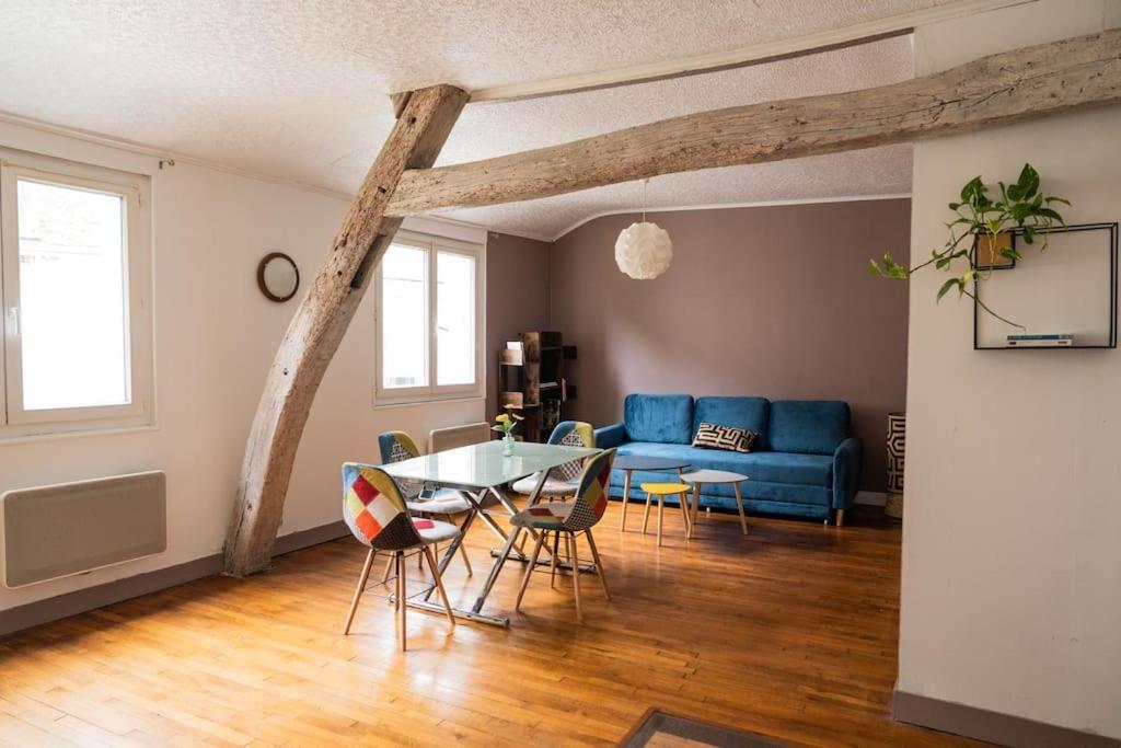 Gite En Centre Historique 65M2 Beaugency Extérieur photo